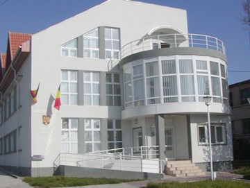 Huliganii au dat buzna în casa unei vârstnice din Hârşova: unul dintre indivizi este recidivist